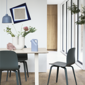 70-70-table-255×108-sand-visu-chair-wood-dark-green-grain-pendant-kink-vase-tub-jug-2-muuto-org-1575665463