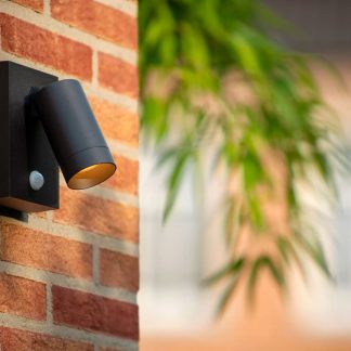 taylor-wall-lamp-black