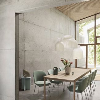 muuto-strand-pendant-insitu