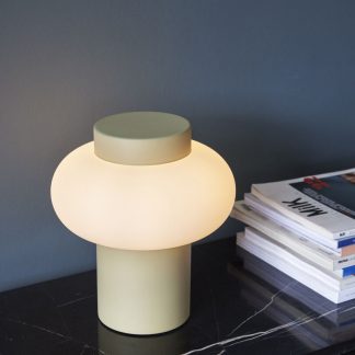 camp-table-lamp-4