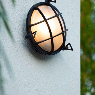 dudley-outdoor-wall-lamp-black-2