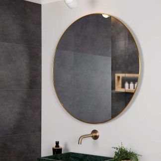 preston-spotlight-white-02