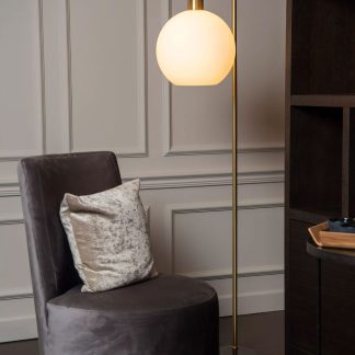 julius-floor-lamp-02