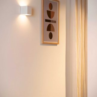 vertigo-ip54-wall-lamp-white-02