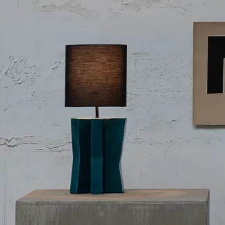 yucca-blue-black-table-lamp-insitu
