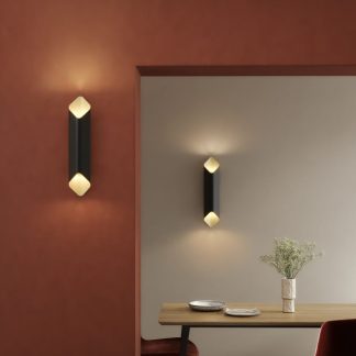 ako-600-wall-lamp-black-03