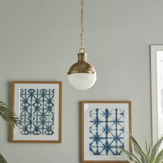 hanks-mini-pendant-satin-brass-white-glass-02