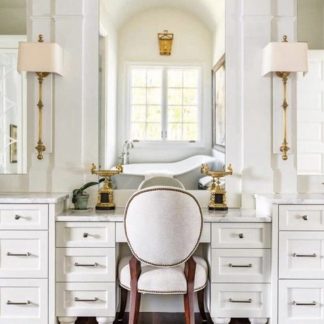 cawdor-stanchion-brass-wall-light-02