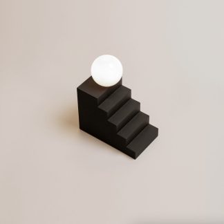 OB STAIR TABLE LAMP WITH USB CHARGING